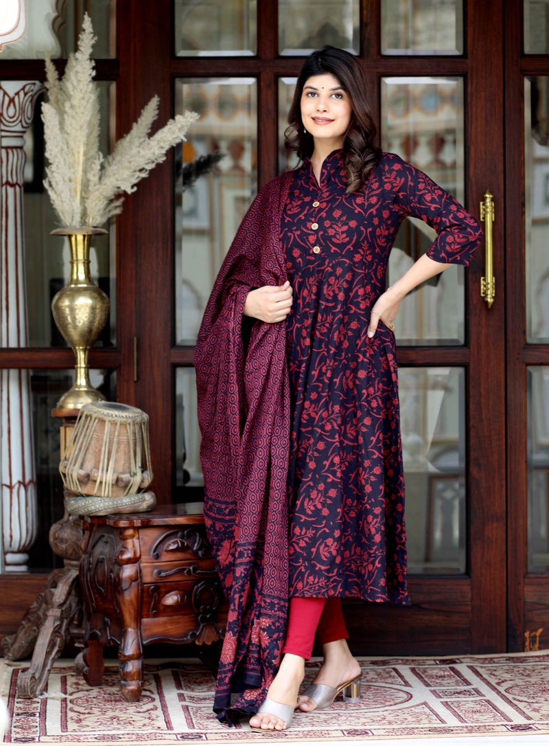 Miravan Maroon Floral Print Anarkali Kurta with Dupatta for Women - Image 5